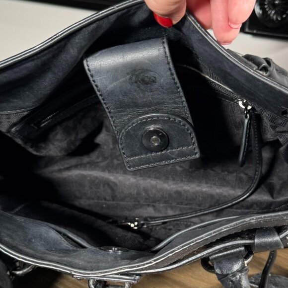 Michael Kors Hamilton Micro Stud Quilted Satchel β Black Leather Luxe! - Picture 12 of 16